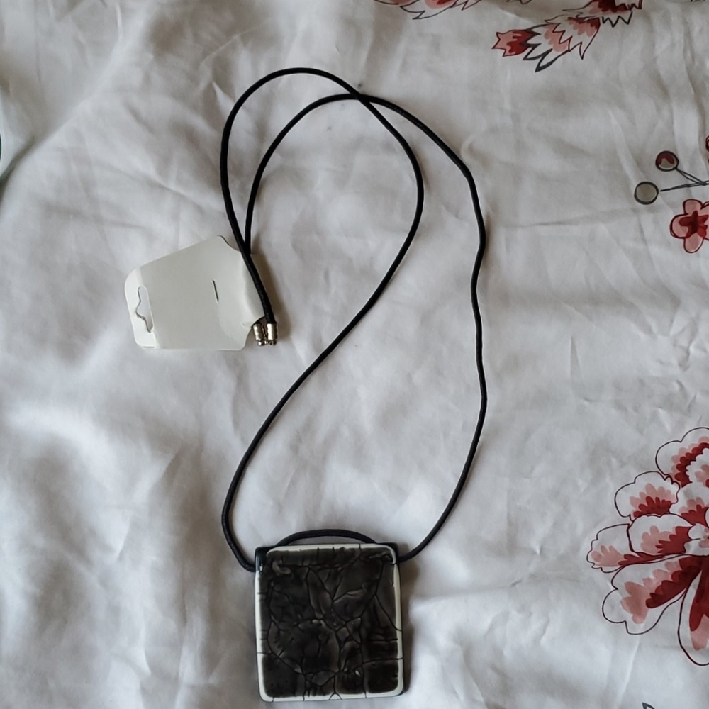Ladies necklace